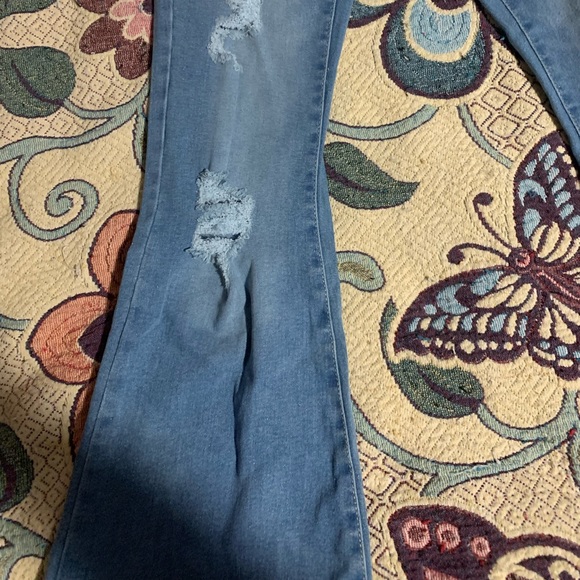 NWT flared jeans - Picture 5 of 8